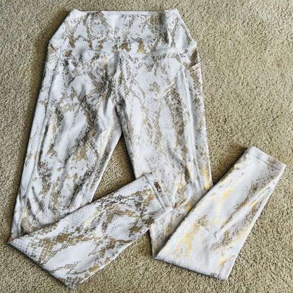 Curves N Combatboots Small White Metallic Gold Snake Reptile Print Leggings Gym - Picture 2 of 9